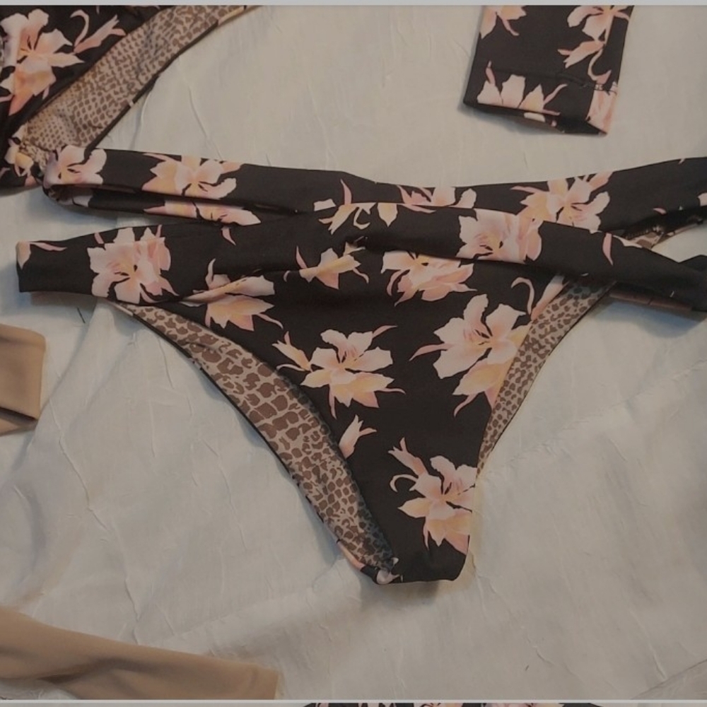 Acacia bikini